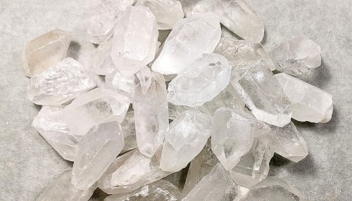 krysztal_gorski_kamien_naturalny_mineral.jpg